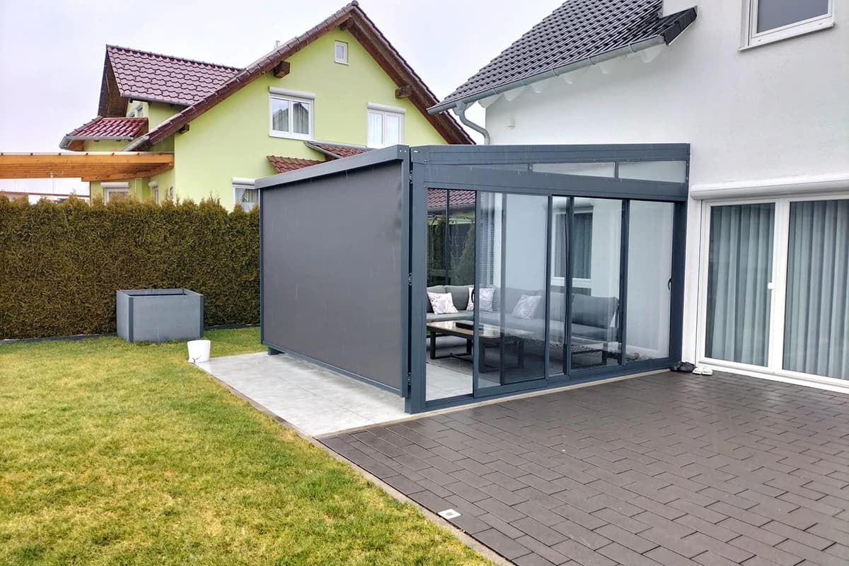 lamellendach als hochwertige Ueberdachung – ADA-Wintergarten Qualitaet