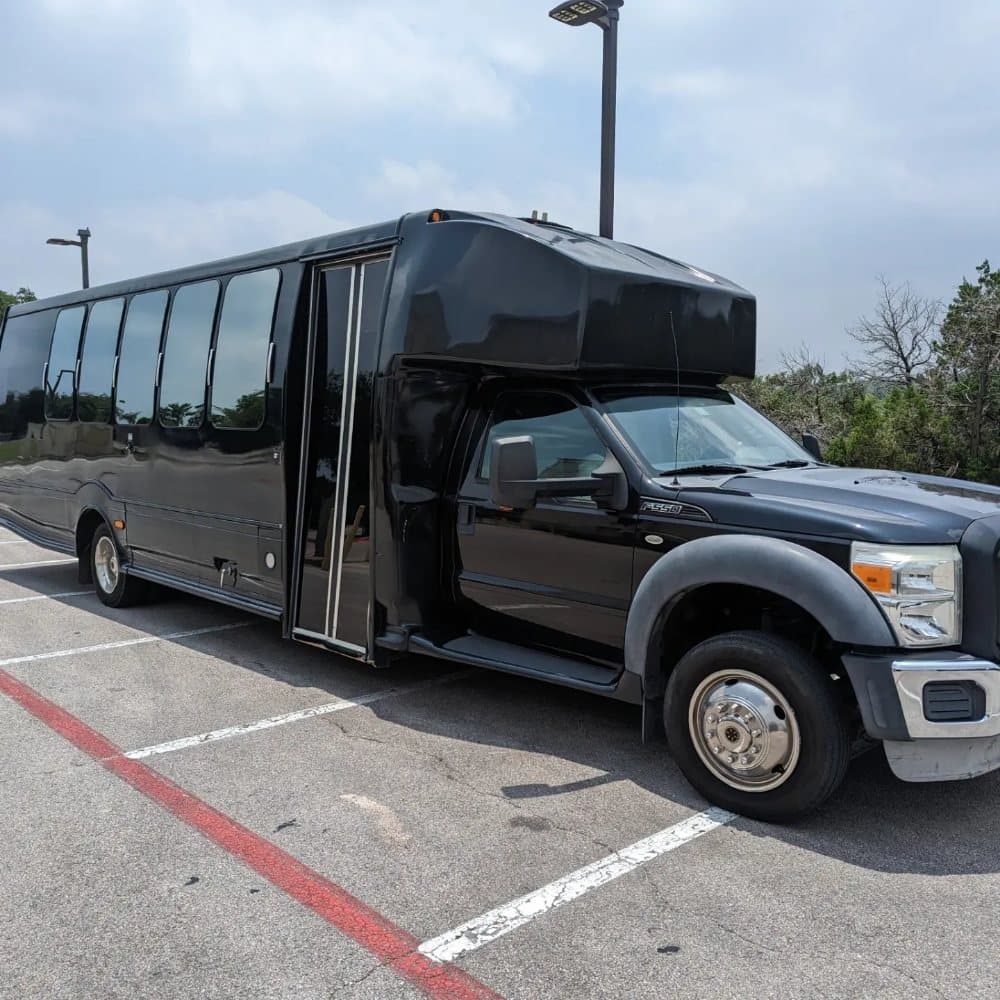 Austin to Fredericksburg Shuttle with Winery Tour Options