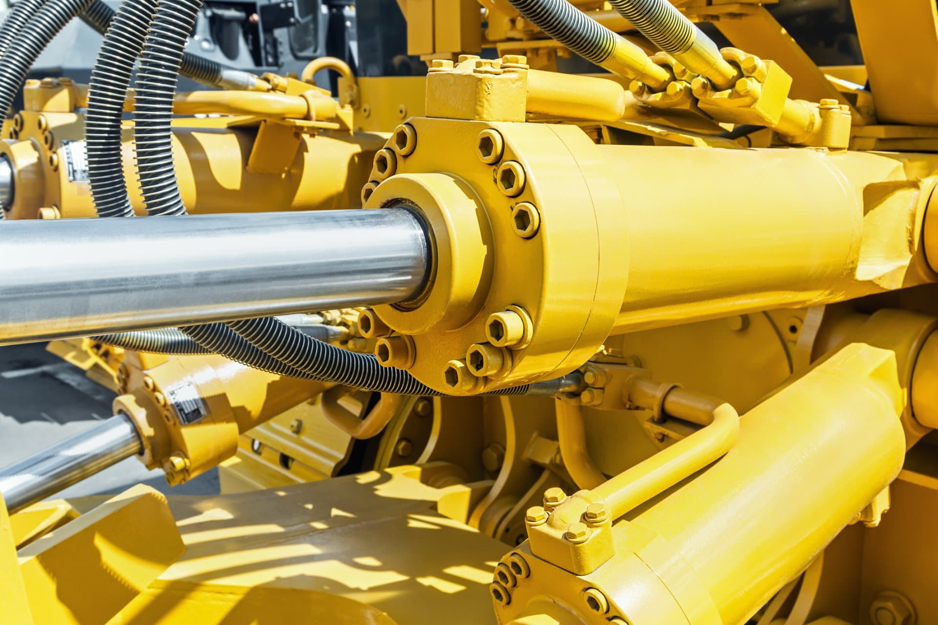 Custom Hydraulic Equipment Solutions for Oil, Gas &amp; Mining | RHK