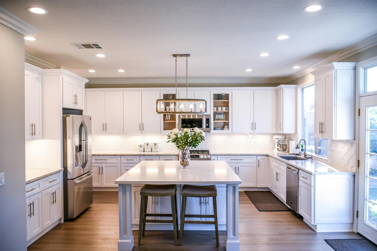 How to Choose Sunroom Windows That Elevate Your Home