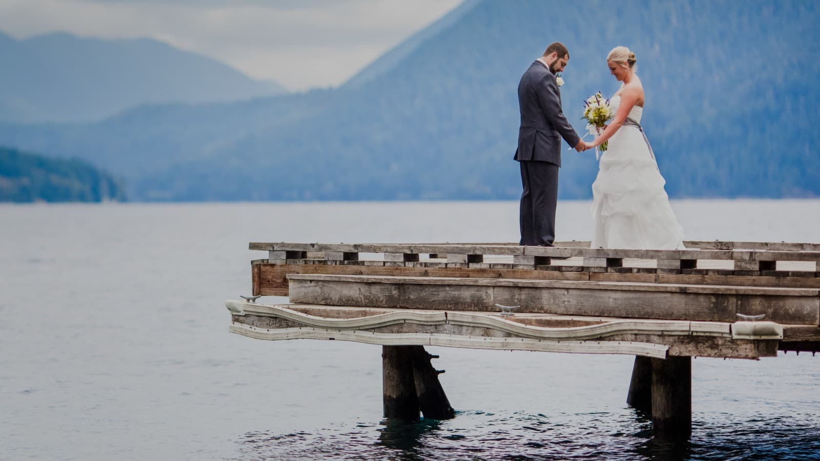 Destination photographer Capturing Emotional Connections