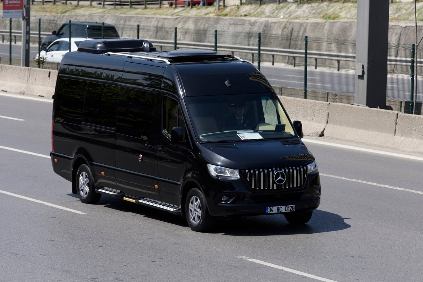Affordable Limo in Miami for Weddings &amp; Corporate Travel