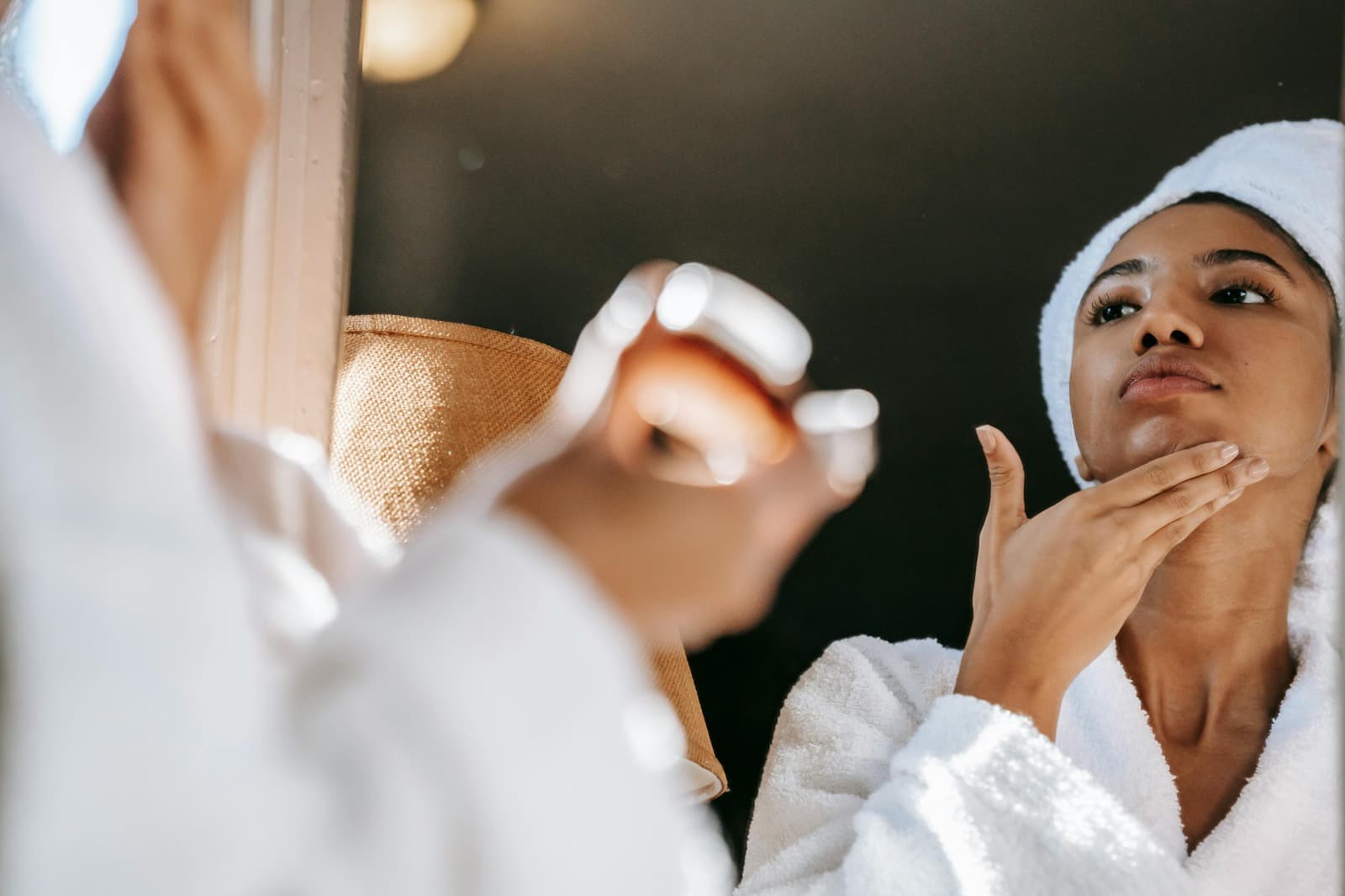 Acne Treatment: Say Goodbye to Breakouts and Blemishes