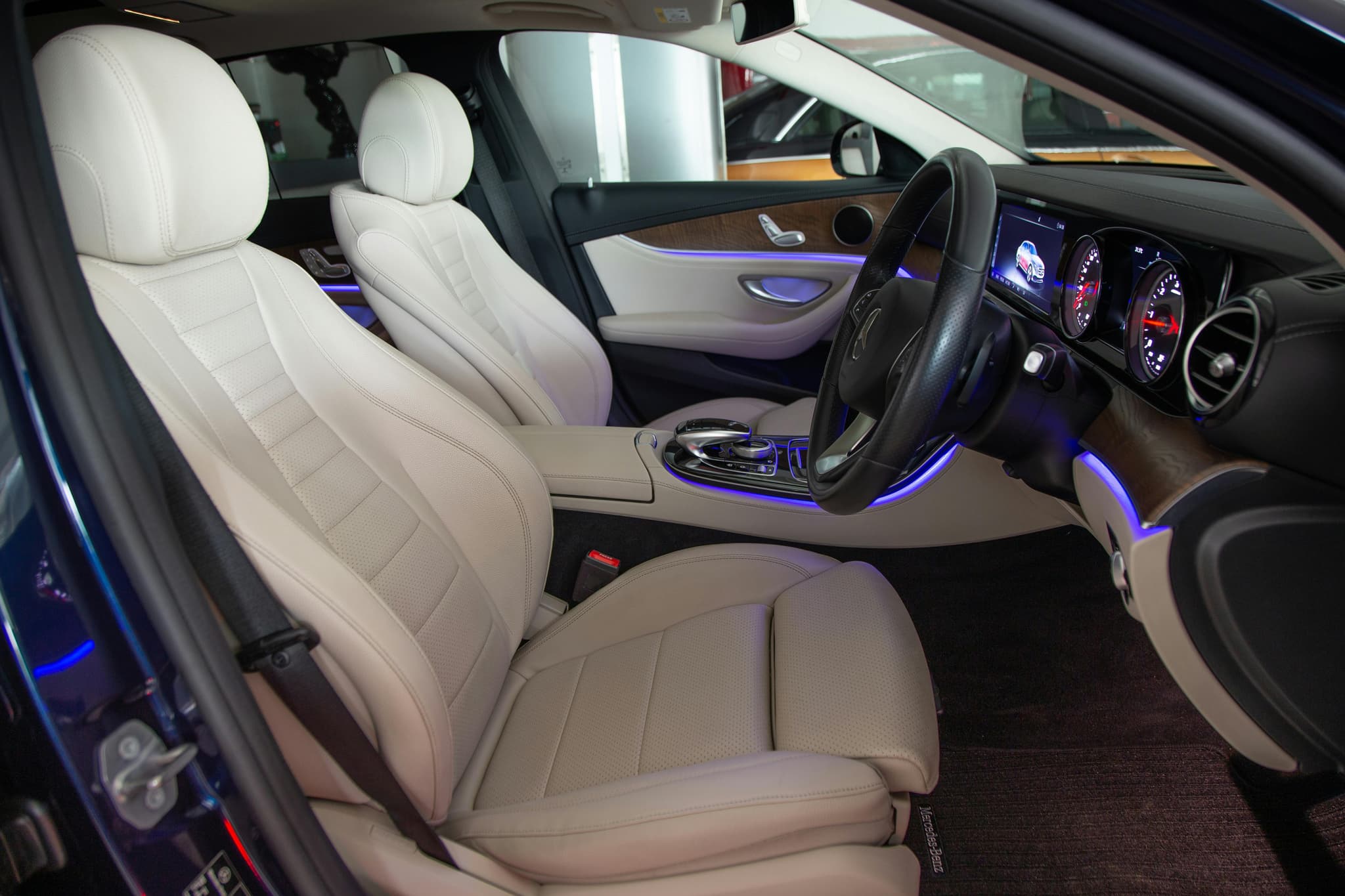 Best Vancouver to Seattle Limo Service for Comfortable Travel