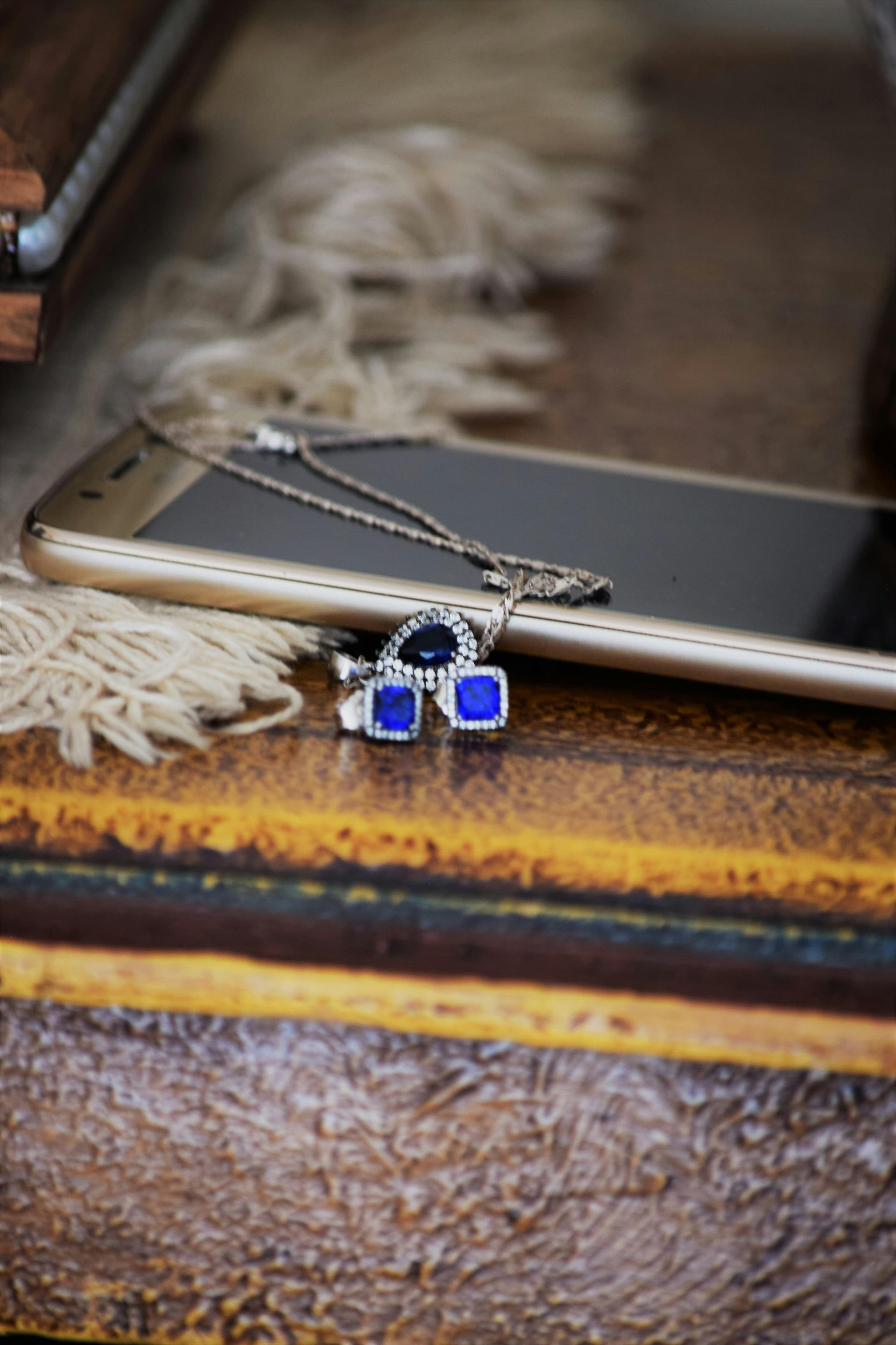 Brightly Grown Blue Sapphire – Elegant Rings for Every Occasion