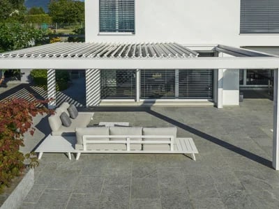 lamellendach als hochwertige Ueberdachung – ADA-Wintergarten Qualitaet