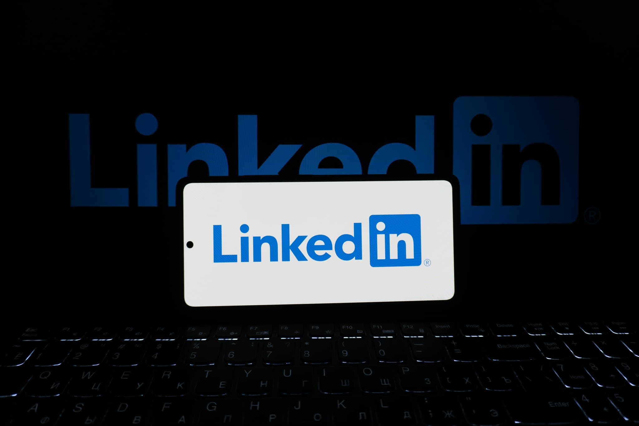 Why You Should Rent LinkedIn Account Assets for Outreach